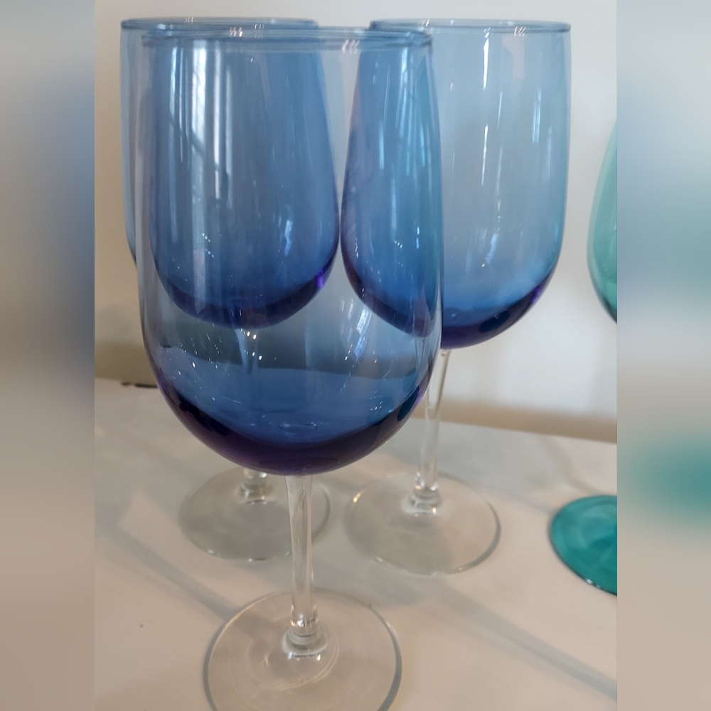 Elegant Blue And Teal  Wine Glass Set Of 6 - Picture 3 of 4